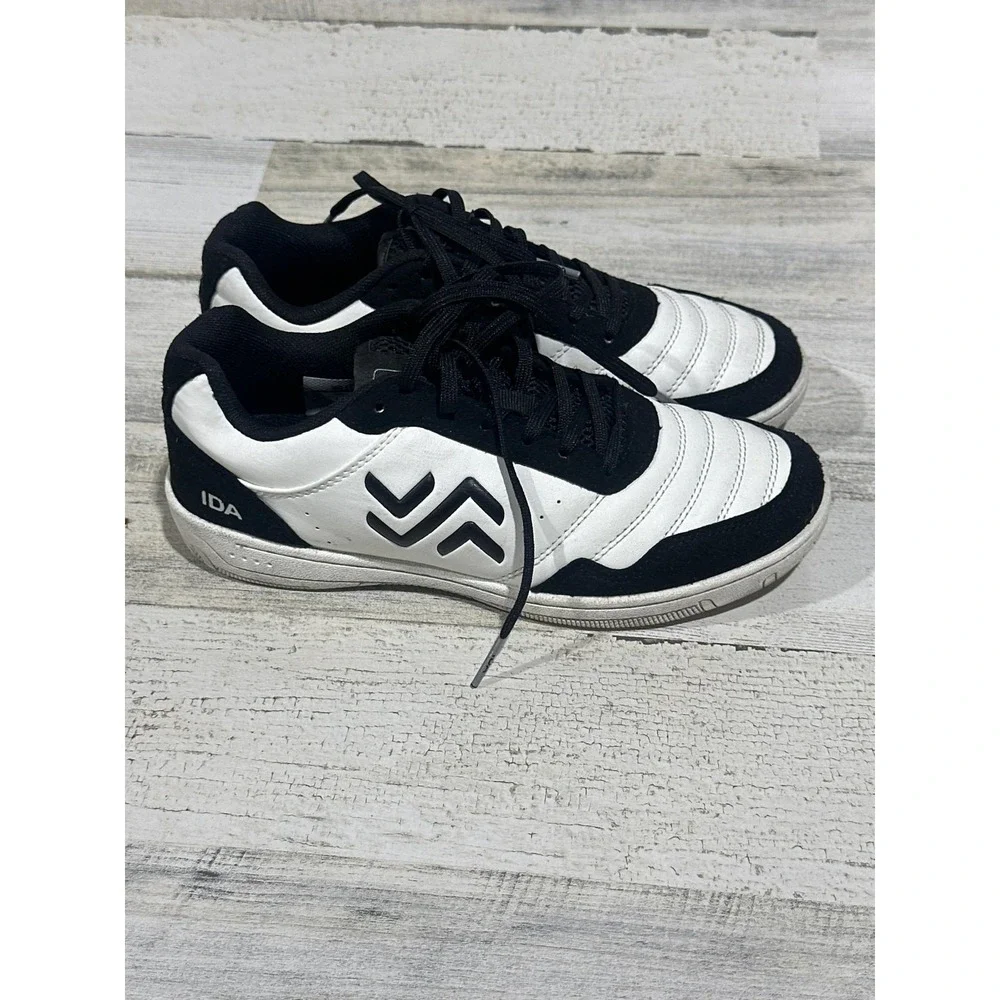 IDA Sports Futsal Shoes Women Size 6 Black White Indoor Soccer Sneakers GUC